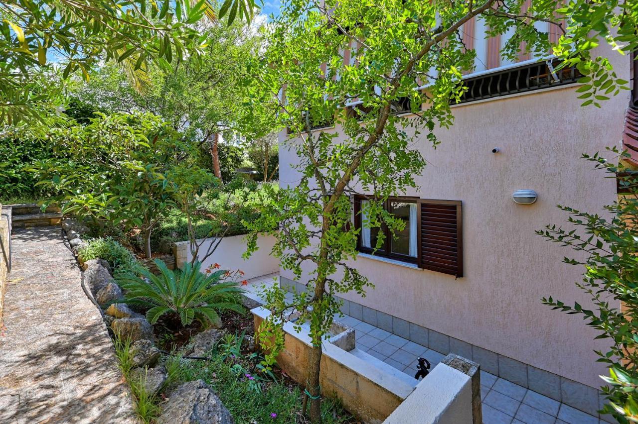 Iby Apartment Pula Exterior foto